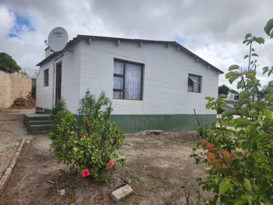 2 Bedroom Property for Sale in Parkdene Western Cape